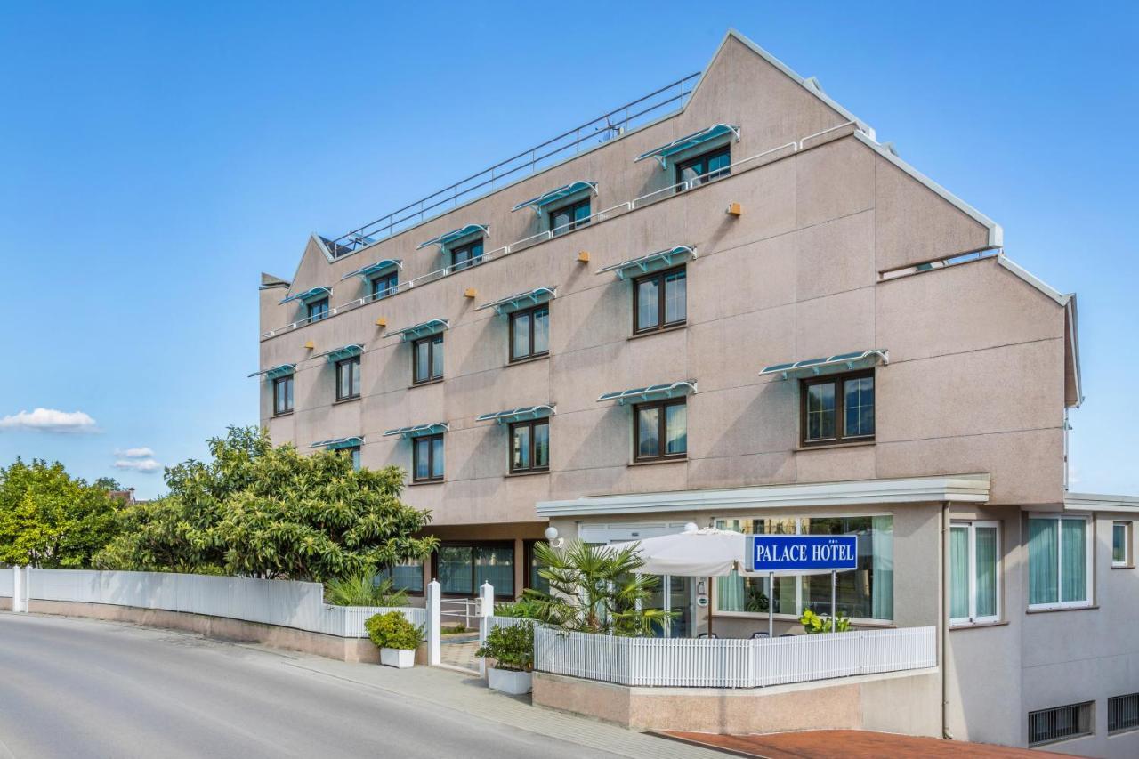 Aviano Palace Hotel Екстериор снимка